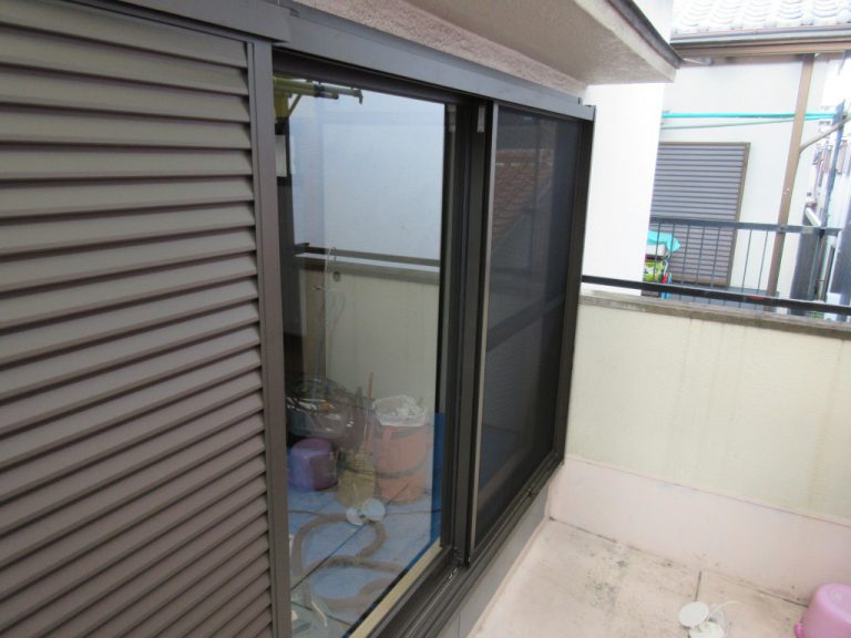 雨戸付きサッシ LIXILデュオSG